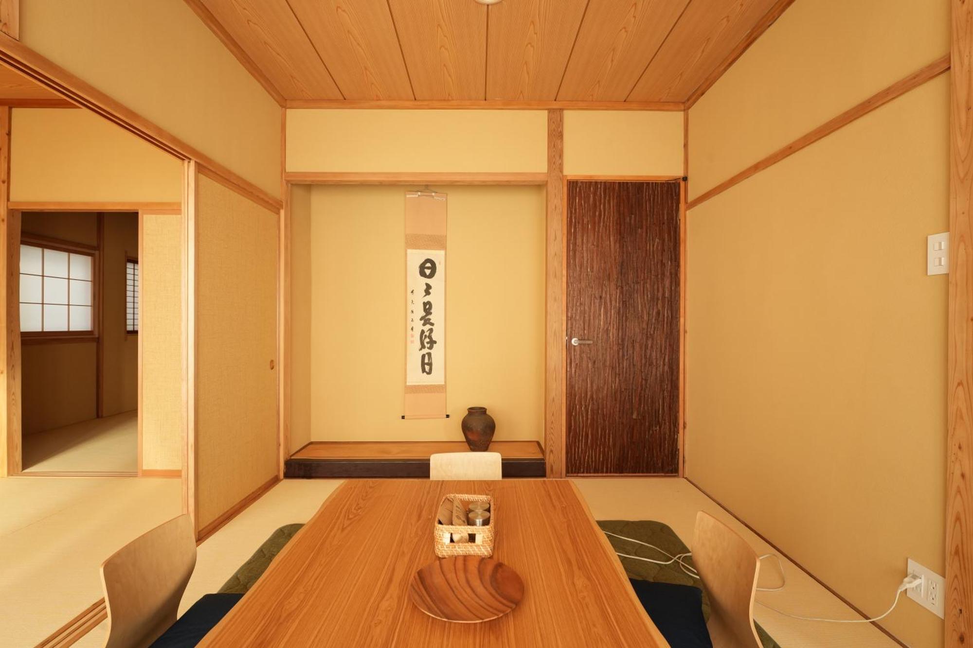 Rikka Baba Ichi Villa ทาคายาม่า ภายนอก รูปภาพ